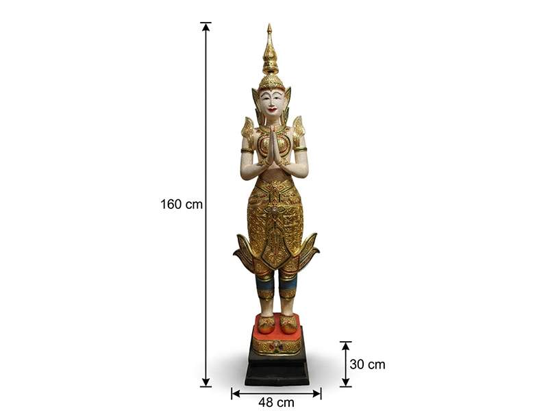 Maße der stehenden Theppanom Figur: ca. 160 cm hoch, 48 cm breit, 30 cm tief, mit mehrstufigem Holzsockel