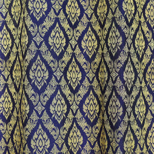 Vorhang aus Thai-Seide mit Thai-Muster & Ösen...