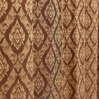 Vorhang aus Thai-Seide mit Thai-Muster & Ösen Braun 240x200cm