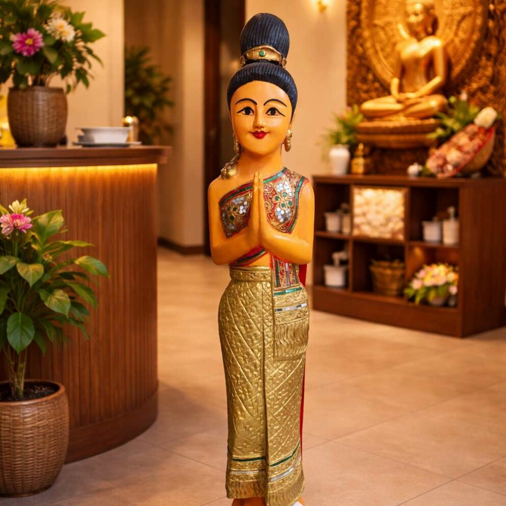 タイのサワディー　挨拶フィギュア　手彫り Original Thai Sawasdee Lady Statue gold – Hand-Carved in Chiang Mai